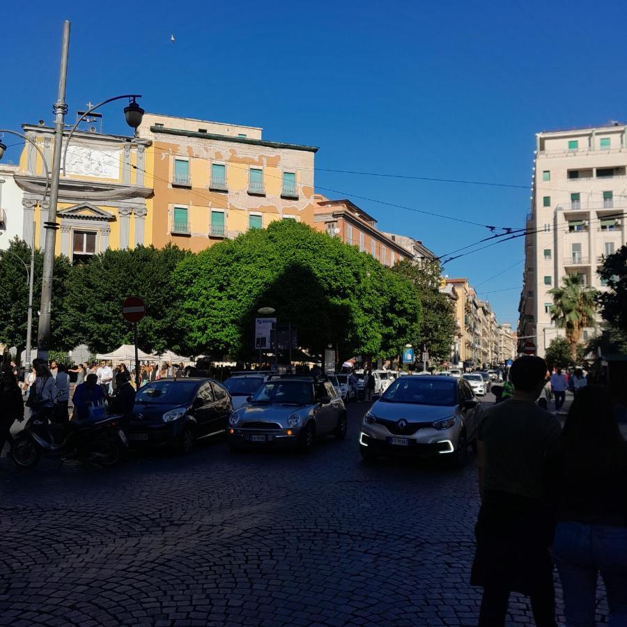 Piazza Carita' Centro Storico Appartement Napels Buitenkant foto