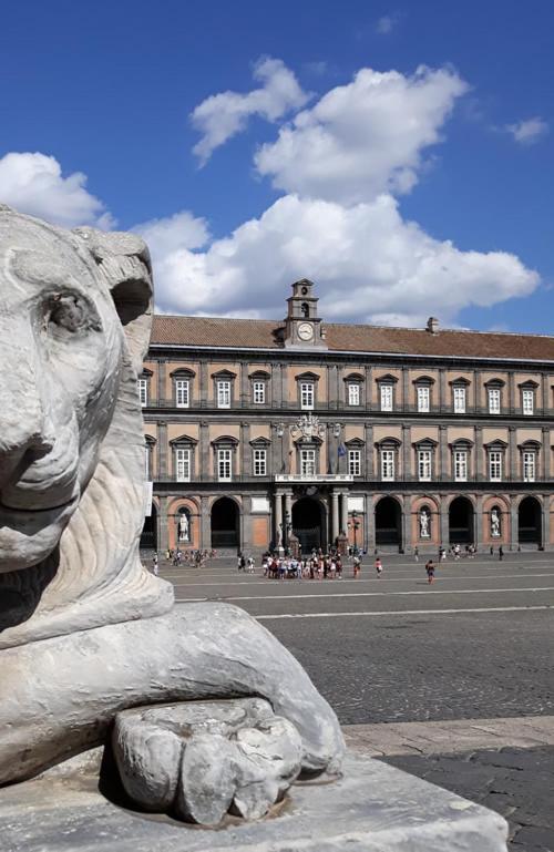 Piazza Carita' Centro Storico Appartement Napels Buitenkant foto