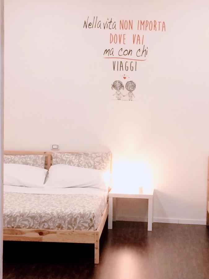 Piazza Carita' Centro Storico Appartement Napels Buitenkant foto