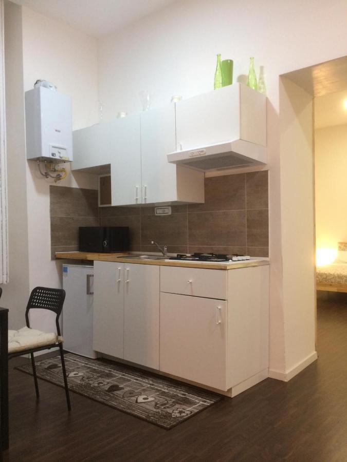 Piazza Carita' Centro Storico Appartement Napels Buitenkant foto